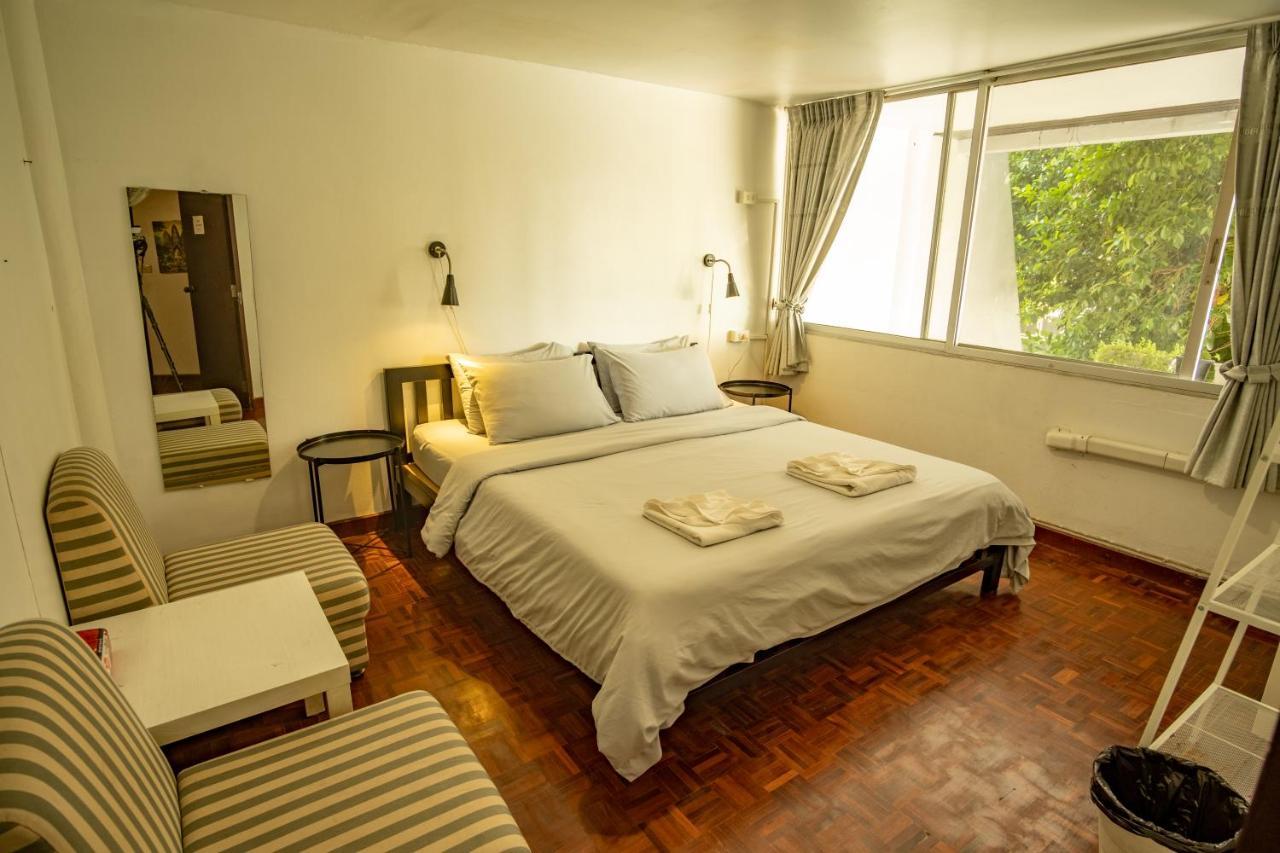 Home16 Sukhumvit16 Bangkok Zewnętrze zdjęcie