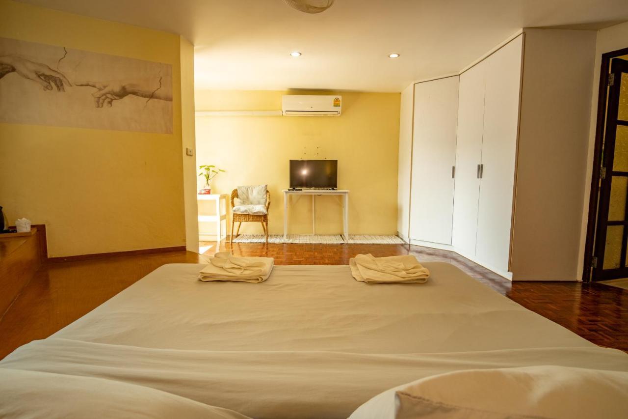Home16 Sukhumvit16 Bangkok Zewnętrze zdjęcie