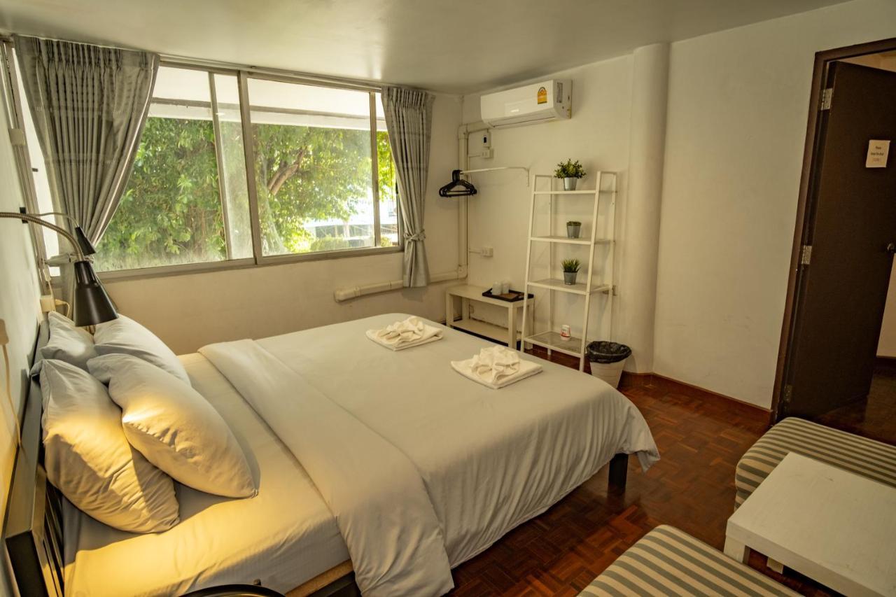 Home16 Sukhumvit16 Bangkok Zewnętrze zdjęcie