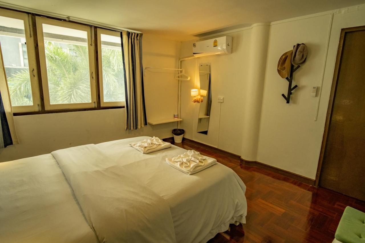 Home16 Sukhumvit16 Bangkok Zewnętrze zdjęcie