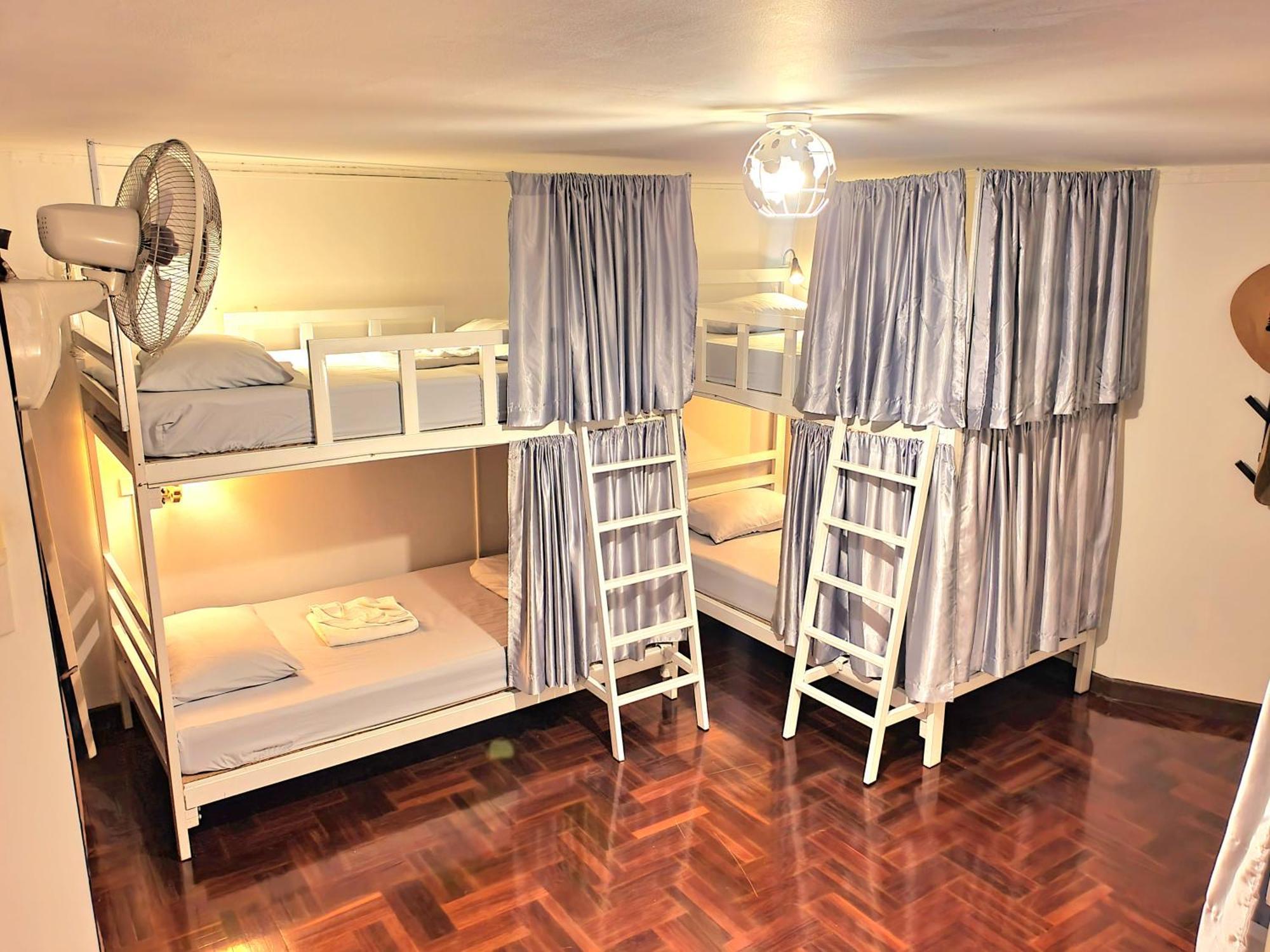 Home16 Sukhumvit16 Bangkok Zewnętrze zdjęcie
