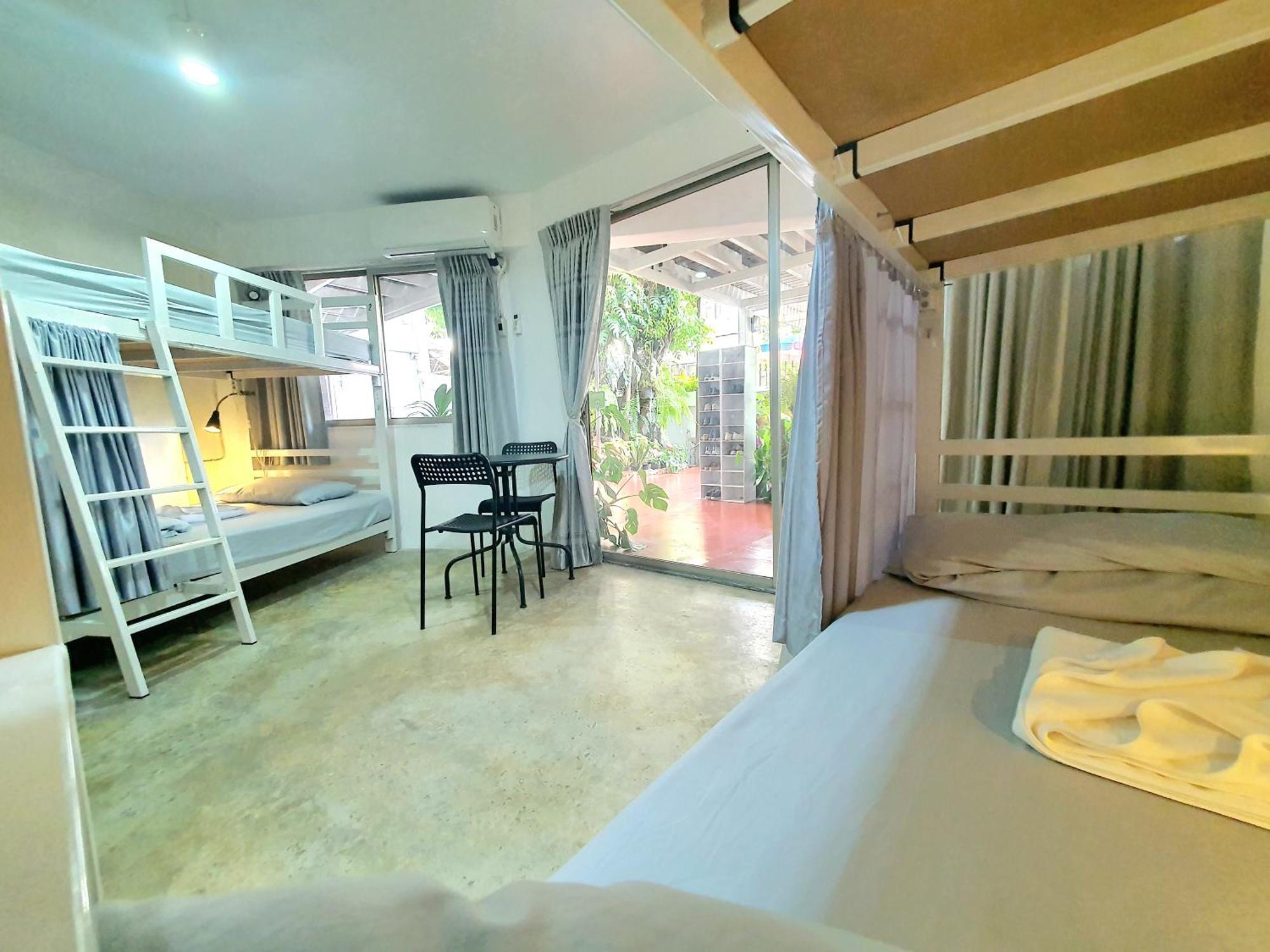 Home16 Sukhumvit16 Bangkok Zewnętrze zdjęcie