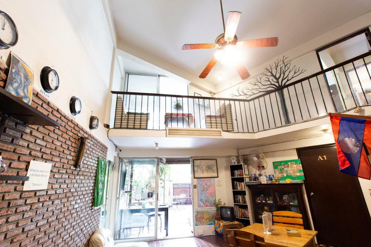 Home16 Sukhumvit16 Bangkok Zewnętrze zdjęcie